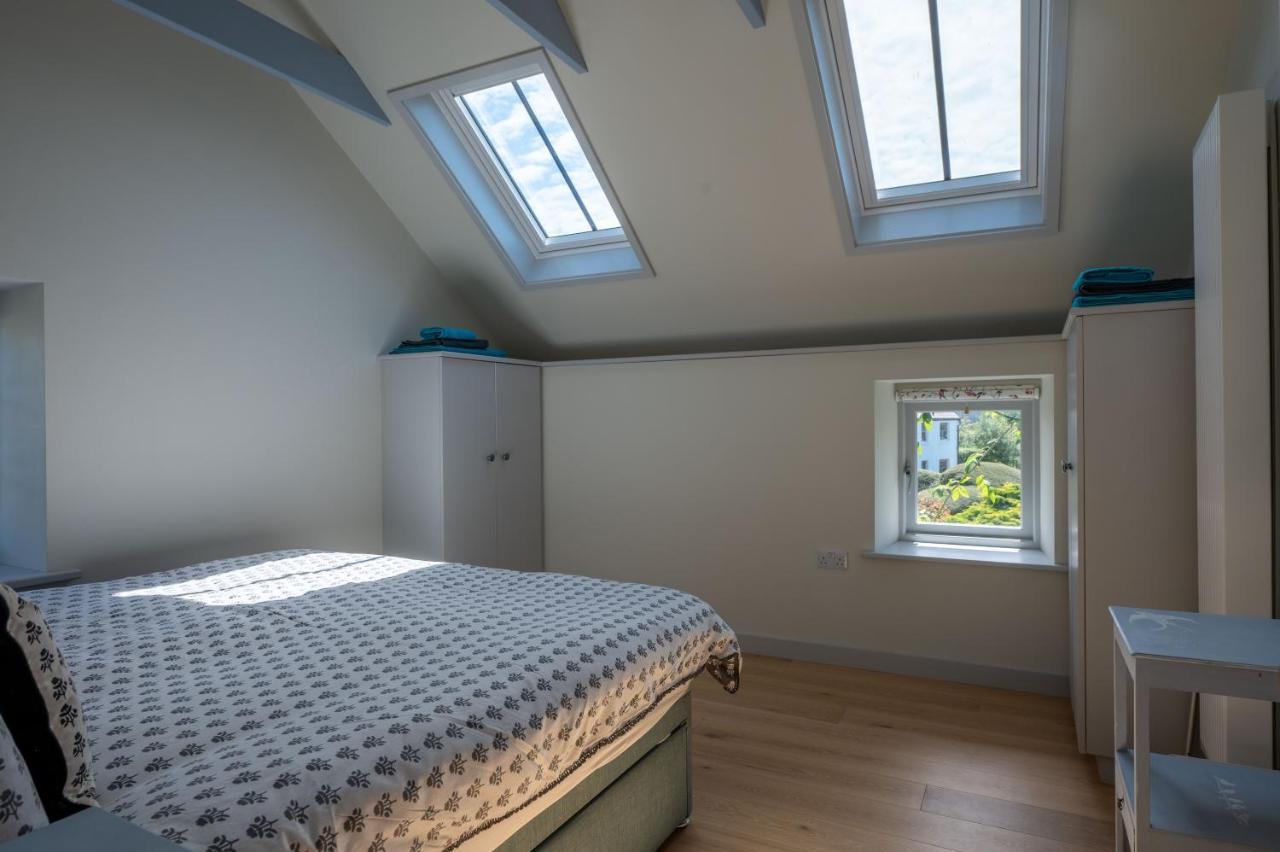 Converted Hay-Loft With Stunning Countryside Views Haverfordwest Dış mekan fotoğraf