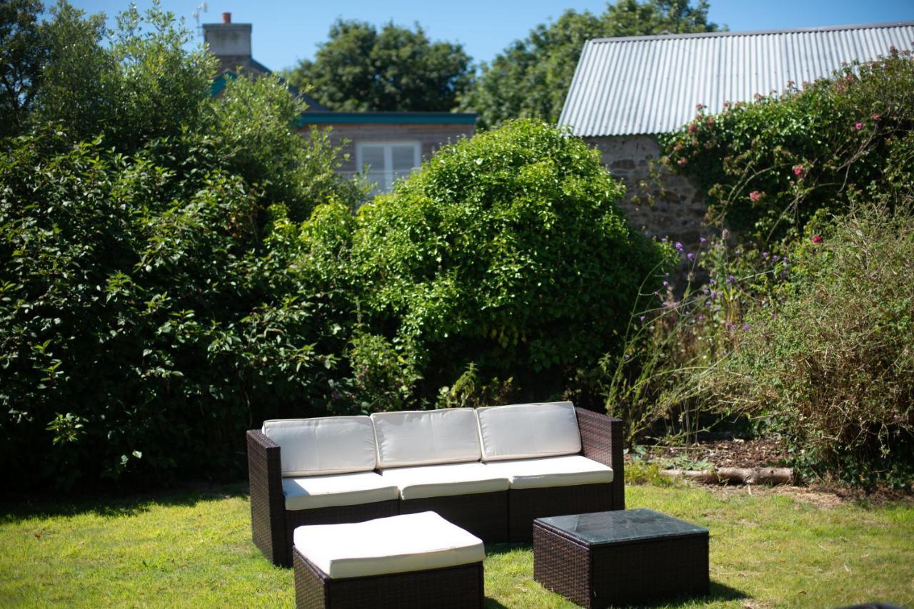 Converted Hay-Loft With Stunning Countryside Views Haverfordwest Dış mekan fotoğraf